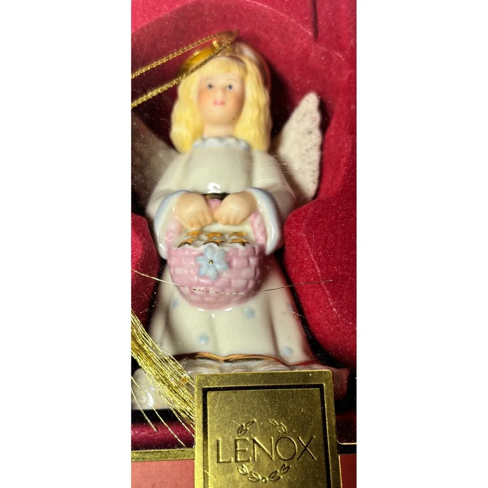 Lenox Starry Sentiments Angel Ornament Peace Joy Love Porcelain Gold Trim 759013